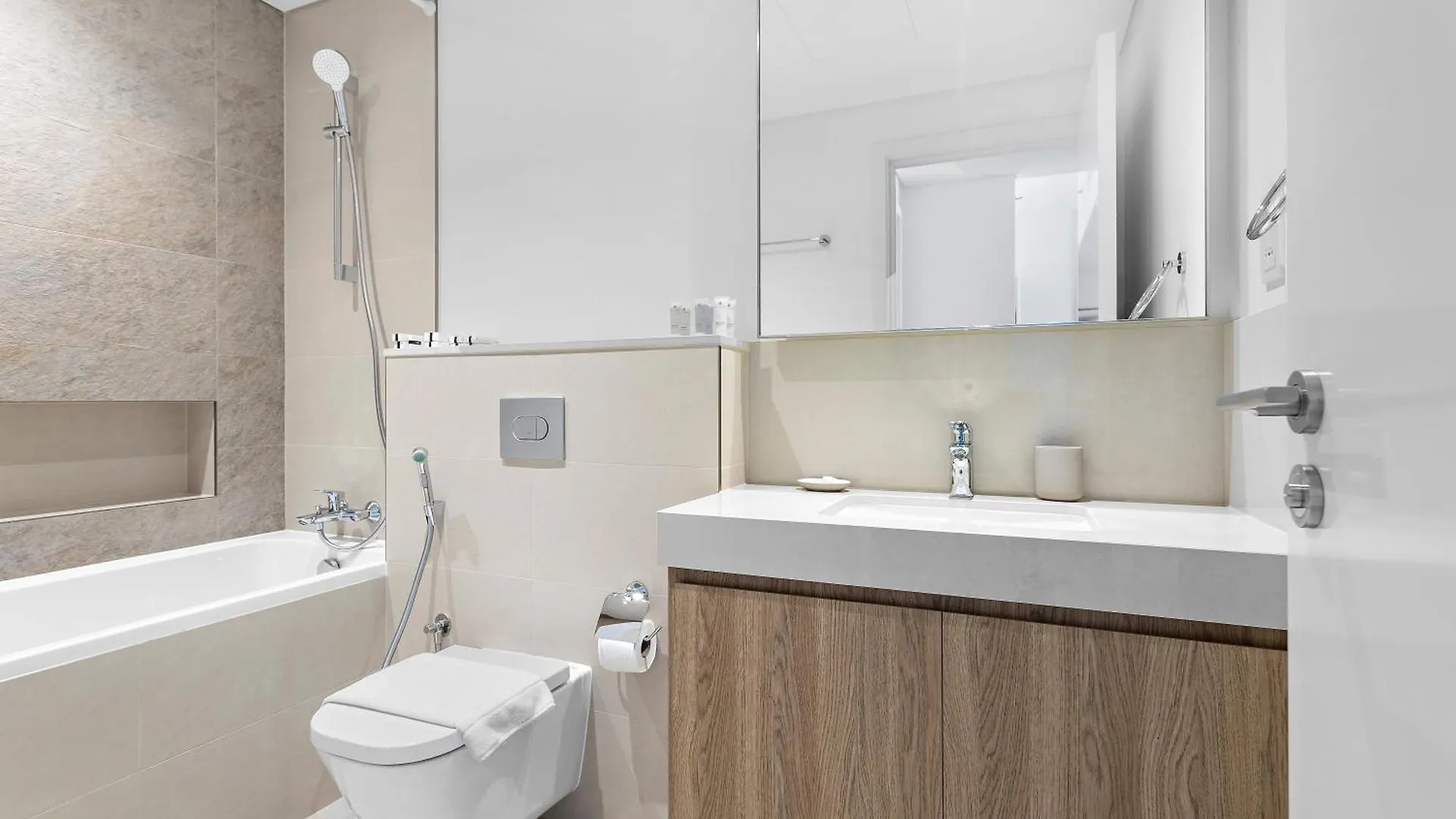 Silkhaus Lavish 1Bdr In New Tower With Pool & Gym Access Apartment Dubai